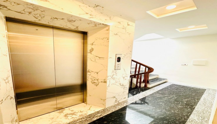 NHÀ TÂY HỒ SIÊU ĐẸP, DT: 47M2 6 TẦNG THANG MÁY, Ô TÔ VÀO NHÀ, GIÁ CHỈ NHỈNH 15 TỶ