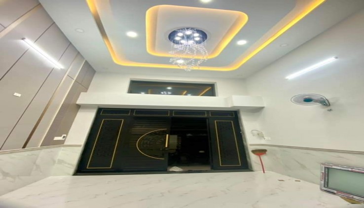 CẦN BÁN NHANH BIỆT THỰ 3 TẦNG MÁI THÁI 80M2, 6X16 CHỈ 5.5 TỶ TL. TIẾT KẾ SANG TRỌNG, MẶT TIỀN NHÁNH THỚI TAM THÔN, GẦN CHỢ HÓC MÔN.