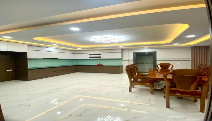 CẦN BÁN NHANH BIỆT THỰ 3 TẦNG MÁI THÁI 80M2, 6X16 CHỈ 5.5 TỶ TL. TIẾT KẾ SANG TRỌNG, MẶT TIỀN NHÁNH THỚI TAM THÔN, GẦN CHỢ HÓC MÔN.
