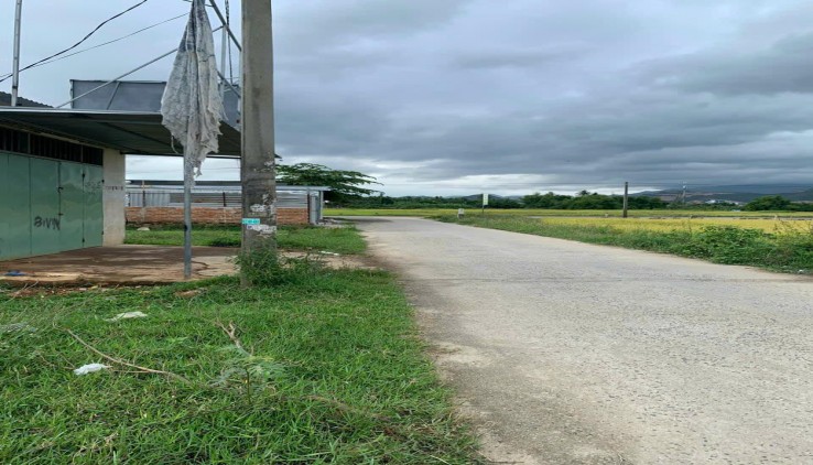 Bán đất thổ cư mặt tiền đường Liên Thôn xã Vĩnh Phương, Nha Trang. Gía bán 13.5tr/m2 & 14.5tr/m2