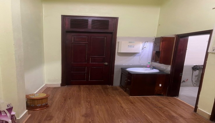 BÁN NHÀ MẶT PHỐ TRẦN LÃM,  ĐẦU TƯ - KINH DOANH, DIỆN TÍCH 75,6M2, MẶT TIỀN 4,2M, GIÁ 6.3 TỶ