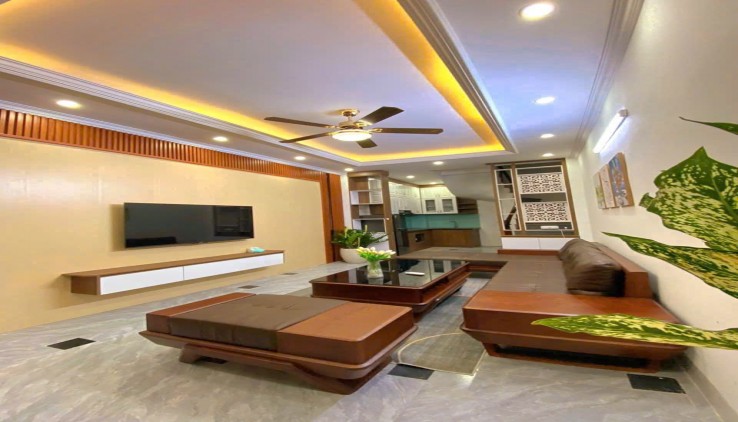 Chính chủ cần bán nhà mặt ngõ đường  Nguyễn Văn Cừ, Long Biên, 31m2, giá 5,48 tỷ, nhà 5 tầng, 0902318197