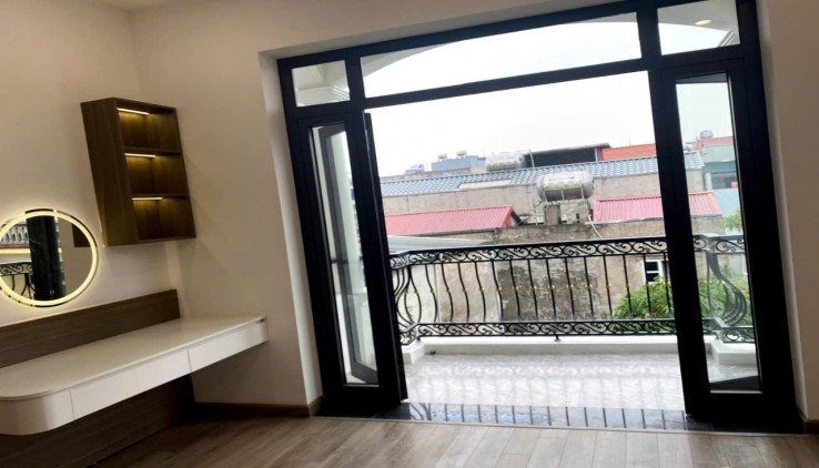 Cơ hội mua nhà 73m2 tại Nguyễn Văn Linh, Long Biên - Sự lựa chọn hoàn hảo