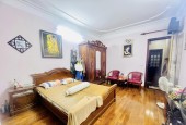 Hiếm! Bán nhà Hàng Điếu, 82m2, 3 tầng, mặt tiền 3.3m, 15.6 tỉ, phù hợp kinh doanh homestay, appartment