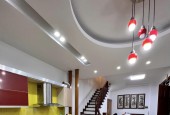 Mua ngay! Bán nhà Lò Đúc, 68m2, 4 tầng, mặt tiền 4m, 12.9 tỷ, ngõ rộng thoáng, nhà chắc