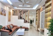 Căn góc Ngọc Thuỵ, Long Biên 40m2*mt 3.8m nhà đẹp ở ngay giá chỉ 6.2 tỷ