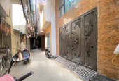 ⚜️Bán Nhà Dòng Tiền Khâm Thiên, 56M2 8T Thang Máy, MT 4.6M, Chỉ 15 Tỷ Dòng tiền hàng tháng 80 triệu⚜️