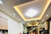 Nhà Nguyễn Duy Trinh, HXH, 80m2 ,3 tầng, 4 PN , Hoàn công