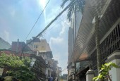 ⚜️ Bán Nhà VIP La Thành ,Đống Đa 72 M2 3T MT 5 M, Chỉ 9.8 Tỷ Mặt Ngõ Thẳng Tắp gần sát ngay phố xem là ưng⚜️