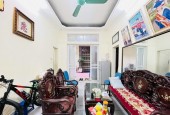⚜️Bán Nhà Hào Nam 74M2 3T MT 10M, Chỉ 13 Tỷ Lô Góc Ngõ Nông Rộng 3 Gác Tận Nhà ⚜️