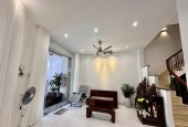 Bán nhà Góc 2 Mặt Tiền, Nhà 3 Tầng,khu Bàn cờ ngay TTTP Nha Trang.