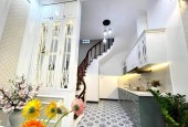 Bán gấp giá rẻ nhà đẹp mới koong Duyên Hà 40m, 4 tầng, mặt tiền 3.6m, 1.75 tỷ Thanh Trì.

28/10/2024 bán gấp hạ chào 550 triệu, giá chào mới 1.75 tỷ