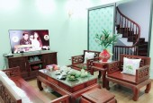 Bán nhà riêng phố Hoàng Hoa Thám quận Ba Đình 55m 2 tầng ngõ thông gần phố nhỉnh 6 tỷ lh 0817606560