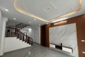 Bán nhà Ngô Quyền - Hà Đông . 40m2 x 4 tầng, ô tô đỗ cửa
