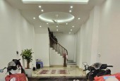 NHÀ ĐẸP - GARA OTO - NGÕ THÔNG  CÁC  NGẢ Ô TÔ TRÁNH - KINH DOANH Buôn Bán 

Bát Khối Long Biên 45 M2x 5 tầng hơn  6.5 tỷ
