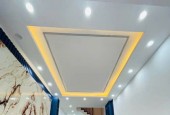 Bán nhà Bùi Xương Trạch- Ngõ rộng- Gần phố- Nhà mới tân gia- 40m- 7,7 Tỷ