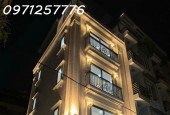 DUY NHẤT 1 CĂN 

TRUNG TÂM  -Q. BA ĐÌNH

GIỮA LÒNG THỦ ĐÔ

THANG MÁY -OTO TRÁNH -KINH DOANH ĐỈNH

D-VĂN PHÒNG: 45m2 -MT:4,6m -6 TẦNG- giá 15xTy