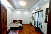 HIẾM NHÀ ĐẸP,Ô TÔ QUA,32M2, 5 TẦNG, MẶT TIỀN 4M,NHỈNH 4 TỶ. NGUYỄN VĂN LINH- LONG BIÊN.