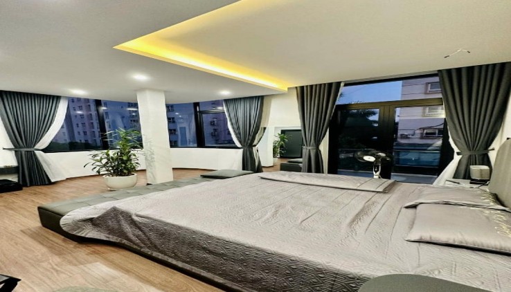BIỆT THỰ VIP..!,THANG MÁY XỊN, FULL NỘI THẤT - PHÂN LÔ - LÔ GÓC VỈA HÈ CỰC RỘNG- 3 MẶT THOÁNG - 20M RA ĐẠI LỘ THĂNG LONG -  - HÀNG XÓM BỘ NGOẠI GIAO