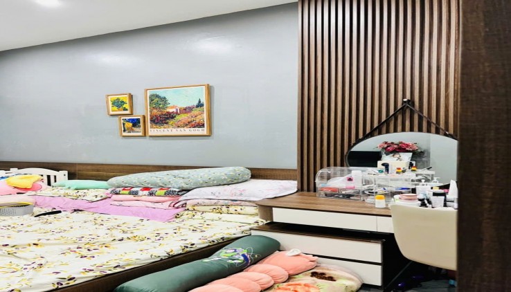 ✳️Hiếm Bán Nhà Trần Khát Chân 30M2 5T MT 4.8 M, Chỉ 4.5 Tỷ Mặt Ngõ Kinh doanh 3 bước ra ngay phố✳️