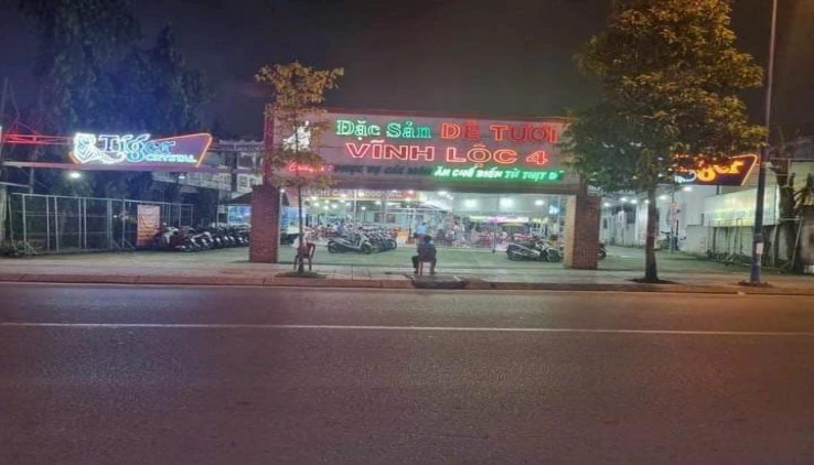 Bán nhà mặt tiền 12x30m giá 18,5 tỷ Đường Đỗ Văn Dậy