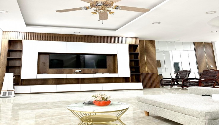Nhà 2 tầng đường Hoà Trung - Vĩnh Hoà,Nha Trang. 