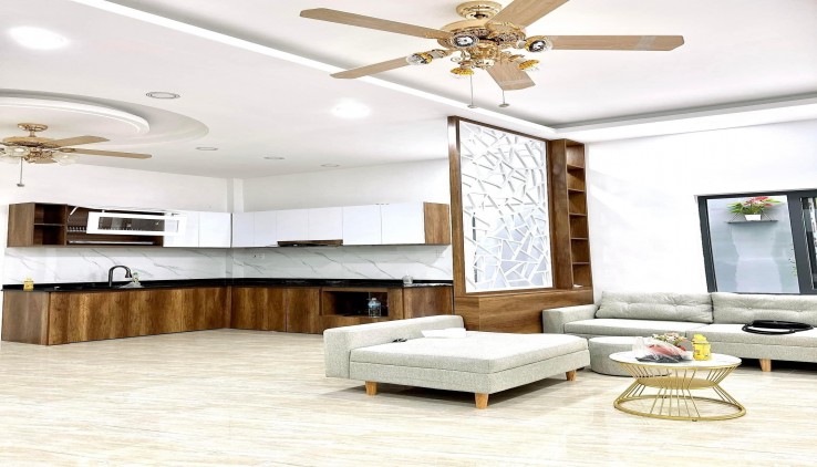 Bán nhà thiết kết hiện đại mới xây xong gần Khu Du Lịch Tắm Bùn Tháp Bà, Ngô Đến.