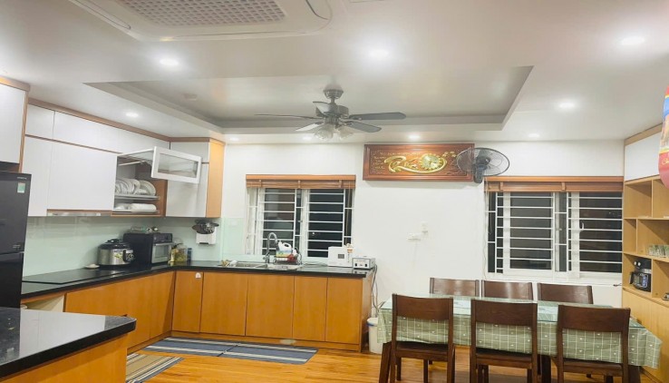 Bán căn CC Vật Tư Du Lịch, căn góc, nhà đẹp, nt xịn, 118m, 3 ngủ, sđcc, 5.7 tỷ