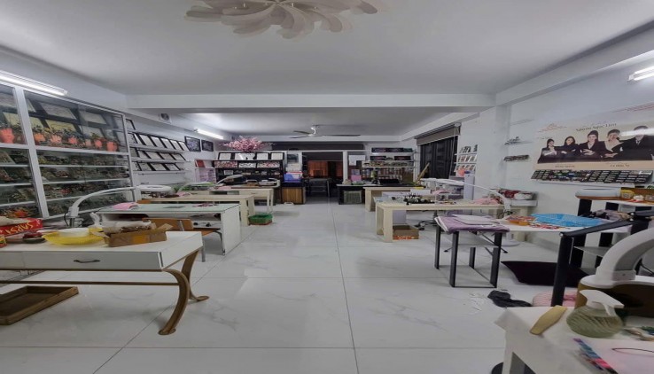 (THANG MÁY) Bán nhà ngõ 72 Hoa Bằng 55mx7T nhà thoáng oto Kinh Doanh 50m ra phố thông sàn 10 tỷ CG