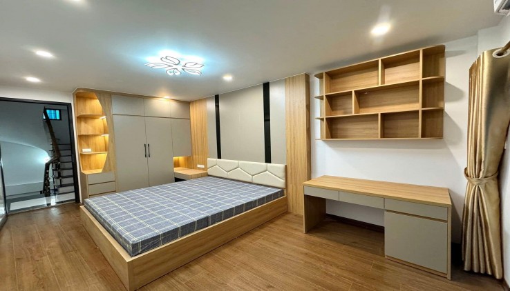 ✳️Nhà Vip Tây Sơn 22M2 5T MT 3.2M, Chỉ 6.3 Tỷ Gần Phố Ô Tô Đỗ Cửa Gần Hồ Điều Hòa✳️
