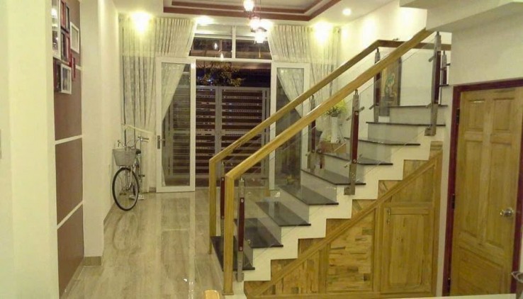 Bán Nhà 4 Tầng Mặt Tiền Đường Mạc Đỉnh Chi - TP Nha Trang