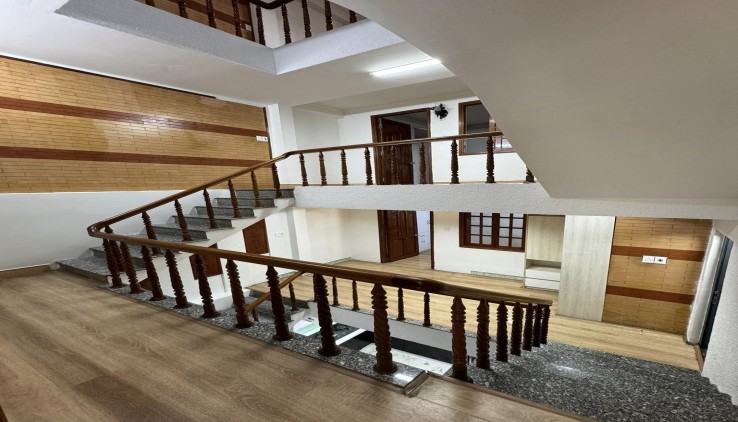 ♣ Sau MT Nguyễn Văn Linh, kiệt 5m, 66m2, 4 tầng đúc cực chất, 5.x tỷ