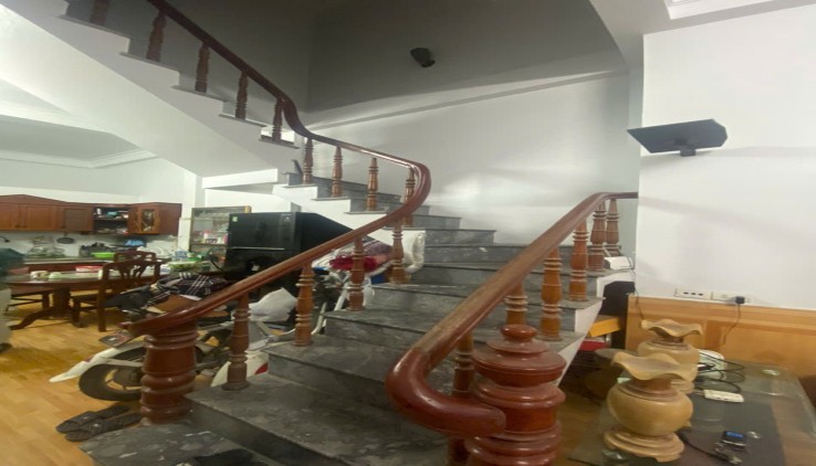 BÁN GẤP CĂN NHÀ 3 TẦNG MẶT TIỀN RỘNG 6M. DT 148M2 ĐƯỜNG LÝ THƯỜNG KIỆT - TP THÁI BÌNH - KINH DOANH ĐỈNH - ĐẦU TƯ SINH LỜI CAO