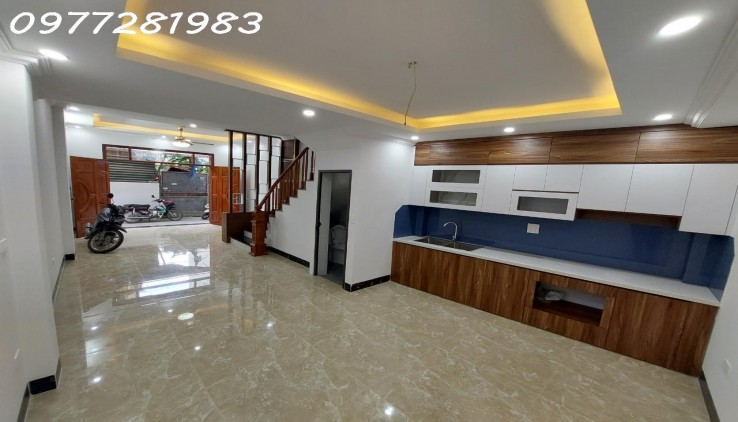 Cắt Lỗ Nhà Mới Trịnh Văn Bô, Ô tô sát, ngõ thông giá 5.x tỷ