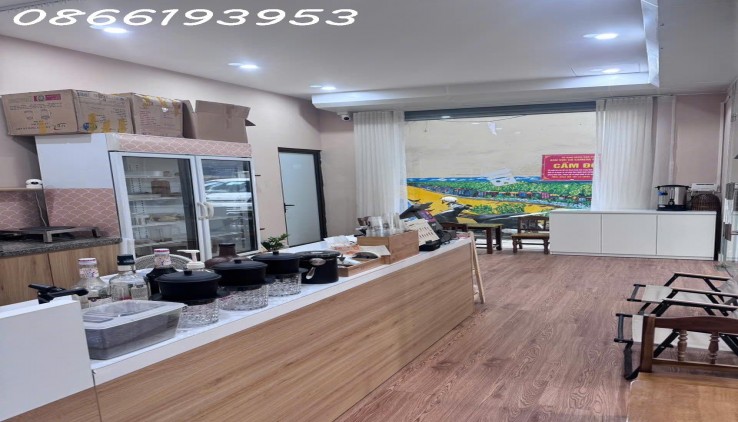 Sang nhượng quán trà sữa cafe sẵn toàn bộ:Địa chỉ: Số 80 ngõ 189 Hoàng Hoa Thám, phường Liễu Giai, quận Ba Đình, Hà Nội