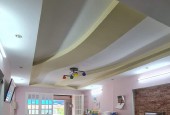 Mặt tiền hẻm 100 chợ Rạch Ông 4x22, 3 tầng chỉ 10 tỷ 3
