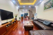 BÁN NHÀ VIEW HÒ HOÀNG CẦU 20M RA Ô TÔ TRÁNH, CHỈ NHỈNH 10 TỶ