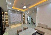 +1 Bán nhà  GẦN PHAN XÍCH LONG-3 TẦNG -NGANG 5M-DT 10TR THÁNG-GẦN MT- HOÀN CÔNG