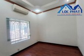 Cho thuê biệt thự mini Long Bình Tân 150 m2 5 phòng ngủ 3 tolet 5 máy lạnh chỉ 12 triệu/tháng