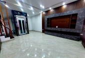 Nhà mới Phố Bồ Đề 40m2,6 Tầng, Thang máy, cách ô tô 30m,full nội thất, 8.7 tỷ.Long Biên.