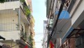 Căn nhà đẹp, tọa lạc tại ngõ thông giữa Lê Trọng Tấn và Hoàng Văn Thái, cách mặt ngõ ô tô tránh chỉ 10m, thuận tiện di chuyển.
Giá: 6.95 tỷ VNĐ,