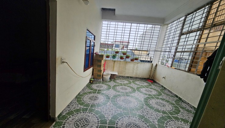 BÁN NHÀ TRONG NGÕ PHƯỜNG TRẦN LÃM XÂY CHẮC CHẮN ĐẸP, ÔTÔ ĐỖ NGÀY ĐÊM, DIỆN TÍCH 90M2, MẶT TIỀN 6M, GIÁ 3,650Tỷ
