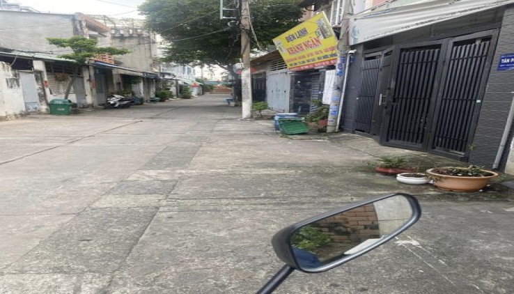 Bán đất thổ cư 217m2, Q.12, HXH Hà Huy Giáp, 9.9 tỷ