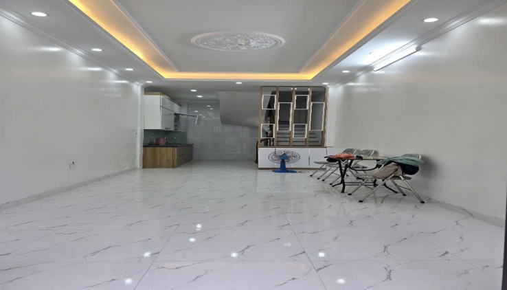 Chính chủ gửi bán gấp nhà mới phố Đại Đồng, Hoàng Mai, Hà Nội 30m2 4 tầng 4.95 tỷ