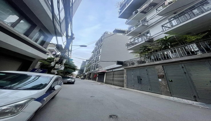 Bán nhà 42m* 7 tầng thang máy Giang Văn Minh - ô tô đỗ cửa - lô góc - ngõ thông - khu VIP