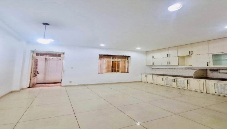 75M NGANG 5 - 2 TẦNG - HẺM NHỰA 6M Ô TÔ ĐẬU ĐỖ NGÀY ĐÊM - GIÁP AEON MALL -NHỈNH 4 TỶ
