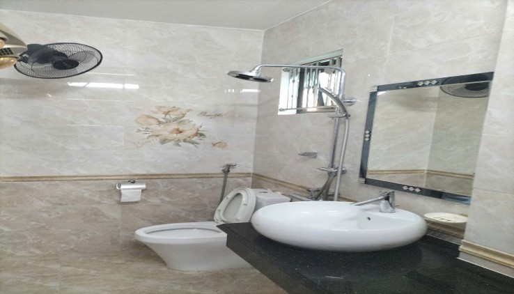 BÁN NHÀ PHÚ KHÁNH, TP THÁI BÌNH NGAY SIÊU THỊ GO, NGÕ Ô TÔ, DIỆN TÍCH 95 M2, GIÁ CHỈ HƠN 2 TỶ