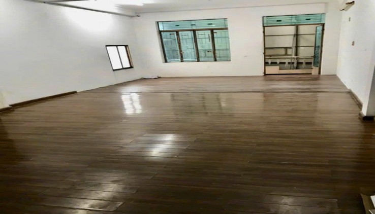 Nhà 3 tầng mặt tiền TTTP NHA TRANG