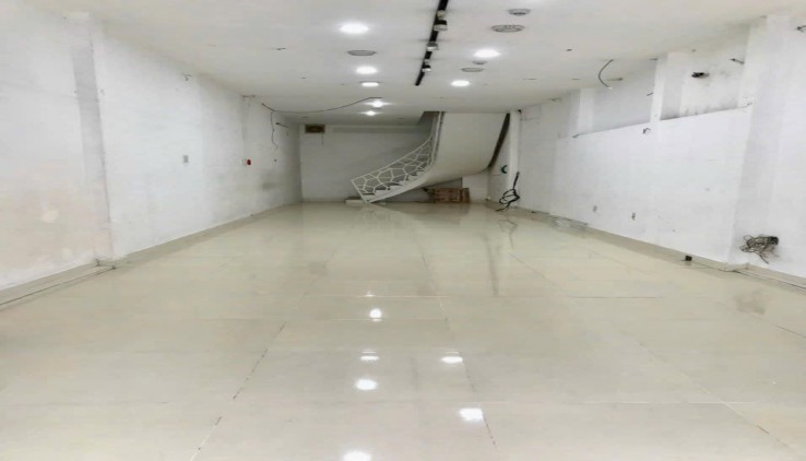 Nhà 3 tầng mặt tiền TTTP NHA TRANG