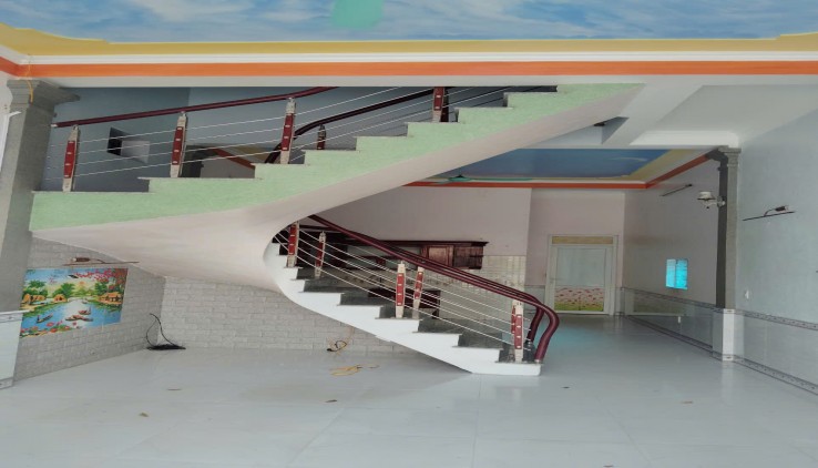 Bán nhà 3 tầng Đông Hưng,Thái Bình, diện tích 189m, mặt tiền 9m, giá 4.5 tỷ
